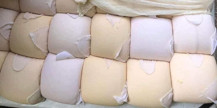 Món ngon Lạng Sơn gây sốt ‘chợ mạng’, khách Hà Nội có tiền cũng khó mua