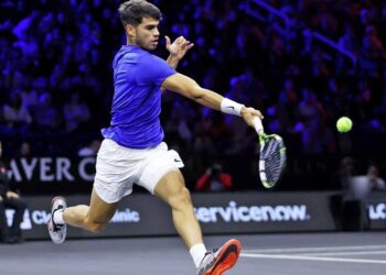 Alcaraz chiến thắng, Medvedev bất ngờ thất bại tại Laver Cup 2024