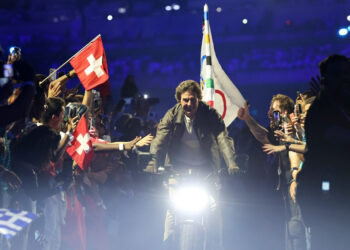 Bế mạc Olympic Paris, chào Los Angeles 2028