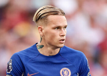 ‘Bom xịt’ Mudryk tháo chạy khỏi Chelsea