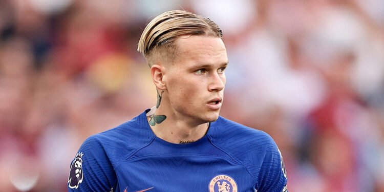 ‘Bom xịt’ Mudryk tháo chạy khỏi Chelsea
