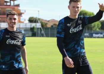 Conte đổi sơ đồ vì McTominay