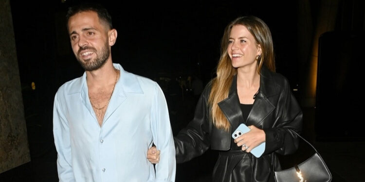 Dàn sao Man City tiệc tùng đến 1h sáng trước trận đấu Chelsea