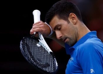 Djokovic thua tay vợt 19 tuổi ở chung kết Paris Masters