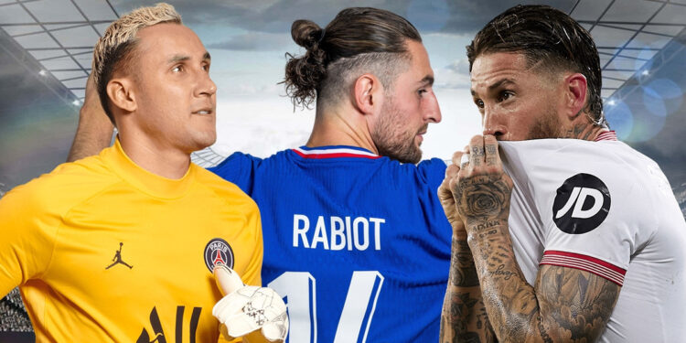 Đội hình 11 cầu thủ tự do xuất sắc nhất