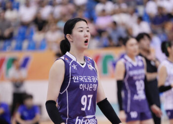 Đội trưởng tuyển bóng chuyền Hàn Quốc tranh giải Hoa khôi VTV Cup