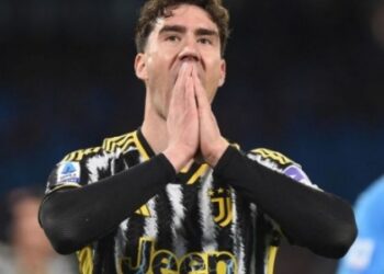 Fabio Ravezzani chỉ đích danh Vlahovic là vấn đề của Juve