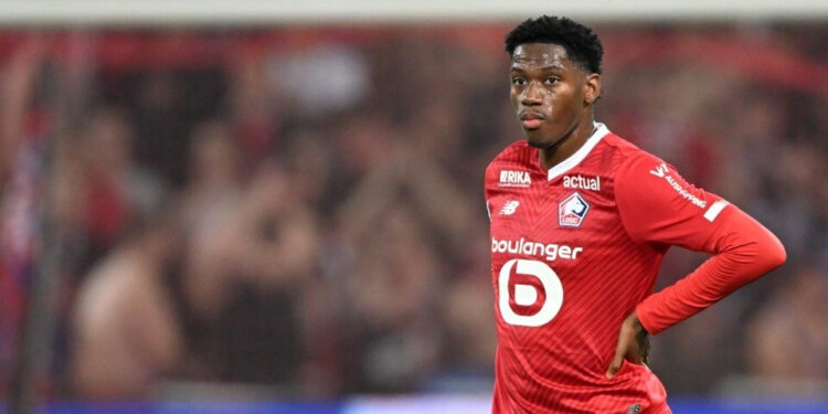 Hai tiền đạo trong tầm ngắm MU trước khi mua Zirkzee