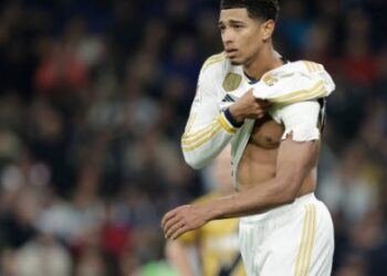 Jude Bellingham bị vắt kiệt sức ở tuổi 21