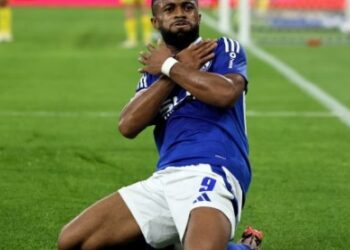 Juventus và Inter cùng để ý tới sao Schalke