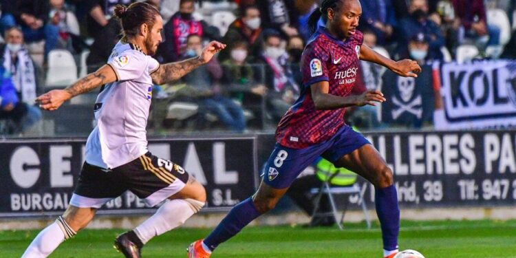 Nhận định soi kèo Huesca vs Burgos lúc 23h30 ngày 7/9/2024