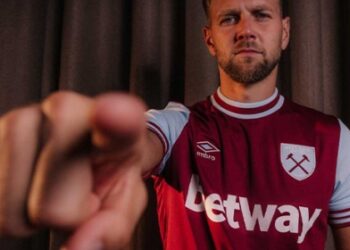 Nhìn cách mà Dortmund chuyển nhượng, cho thấy họ không tin tưởng tôi