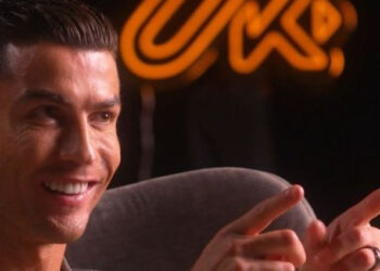 Ronaldo lập kỷ lục khi mở kênh YouTube