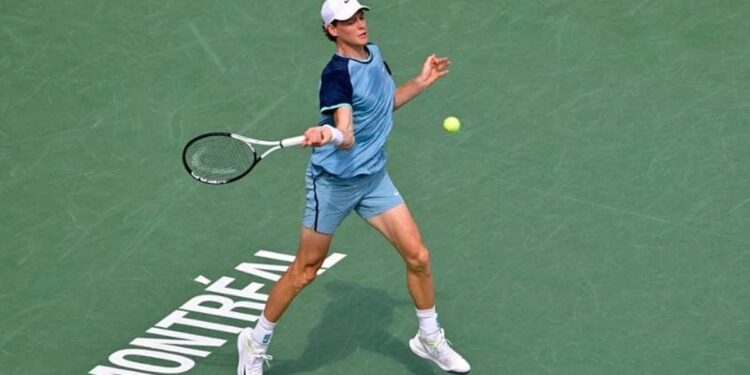 Jannik Sinner chiêu mộ cộng sự cũ của Djokovic