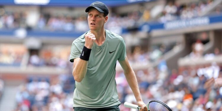 Đánh bại Medvedev, Sinner tiến vào bán kết US Open