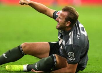 Vincent Kompany: “Tôi không phải là bác sĩ”