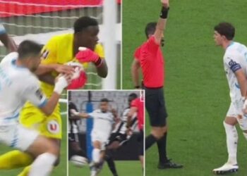 2 thẻ vàng trong 3 phút, đồng đội Greenwood báo hại Marseille ra sao?