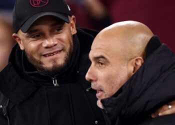 Bayern thời Kompany hay hơn Guardiola? Kroos tạt “gáo nước lạnh”