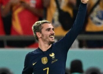 CHÍNH THỨC! Antoine Griezmann chia tay tuyển Pháp