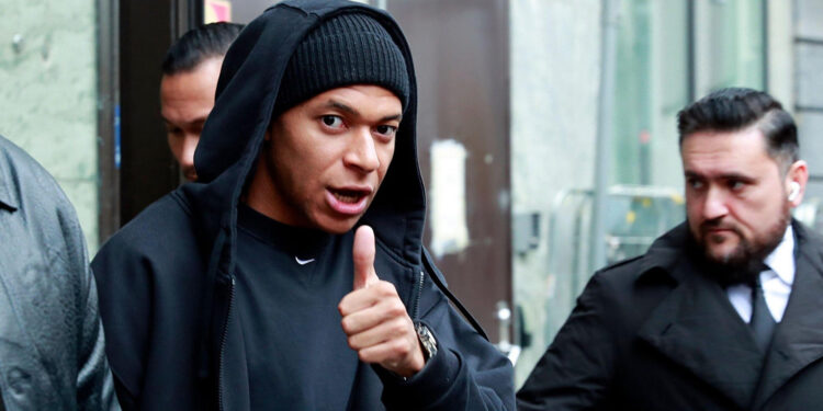 Diễn biến mới Mbappe bị điều tra nghi án hiếp dâm ở Thụy Điển