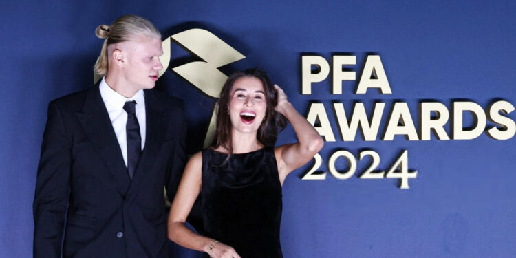 Haaland khoe bạn gái xinh đẹp trên thảm đỏ