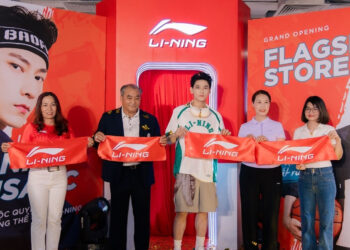 Isaac làm đại sứ thương hiệu thời trang thể thao Li-Ning