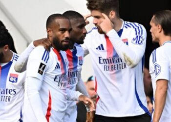 Màn lột xác ngoạn mục của Lyon