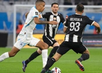 Marseille 1-1 Angers: 2 thẻ đỏ hiệp 1; Mason Greenwood nhạt nhòa