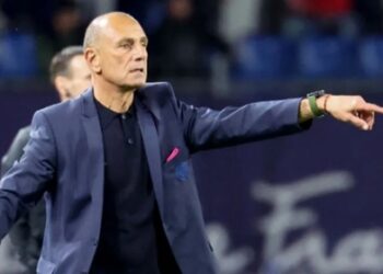 Montpellier nhắm HLV mới sau khi sa thải Michel Der Zakarian