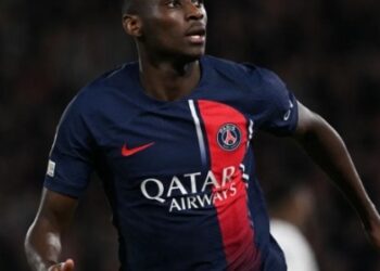 Luis Enrique lý giải quyết định loại Kolo Muani ngay sau 45 phút