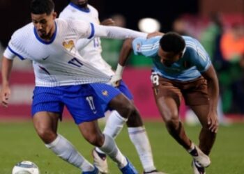 Saliba nhận cơn mưa chỉ trích