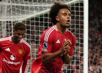 Sao Hà Lan, Joshua Zirkzee được cảnh báo sai lầm gia nhập MU