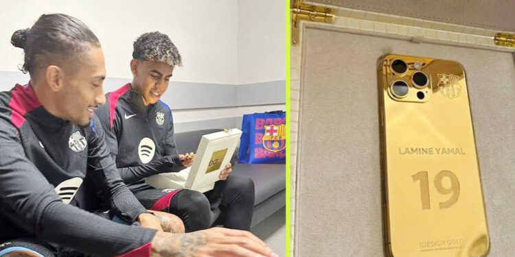 Lamine Yamal ngỡ ngàng khi được tặng điện thoại bằng vàng