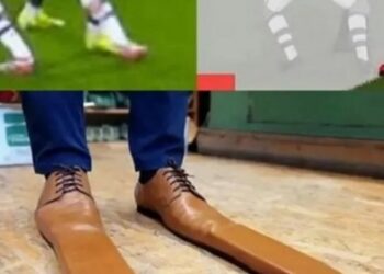 Raphinha chế giễu VAR sau khi bàn thắng của Barcelona bị từ chối trước Sociedad