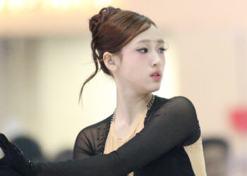 Sắc đẹp gây sốt của ‘thiên thần trượt băng’ 16 tuổi Linh Chi