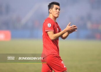 Màn review đồng đội tại ĐT Việt Nam chấn động của Tiến Linh