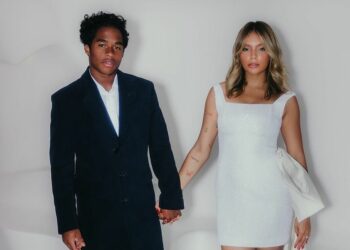 Tiền đạo Endrick lấy vợ hơn 5 tuổi