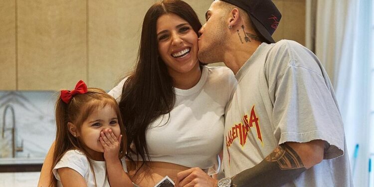 Enzo Fernandez ly thân vợ sau 6 năm