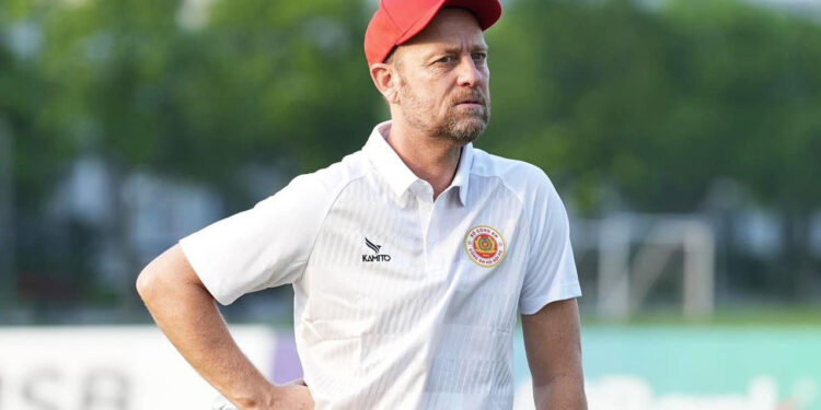 Tiểu sử huấn luyện viên Mano Polking của CLB Công An Hà Nội