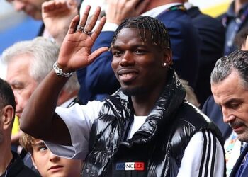 Trang web mại dâm muốn đưa Pogba về Brazil