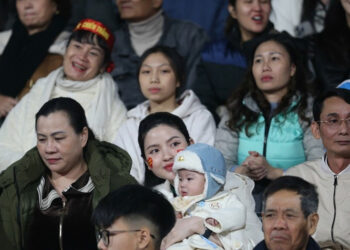 Quang Hải được vợ con ‘tiếp lửa’ trước trận gặp Indonesia