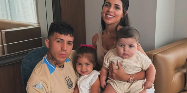 Bạn gái cũ không oán hận khi bị Enzo Fernandez dứt tình