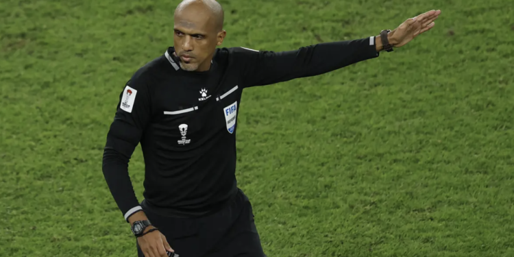 Oman lên án CĐV Indonesia khủng bố tinh thần trọng tài