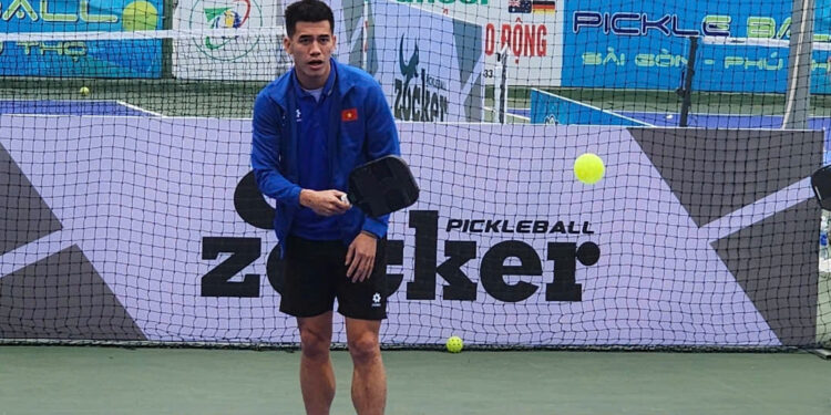 Chờ đối thủ ở chung kết ASEAN Cup, tuyển Việt Nam chơi… pickleball