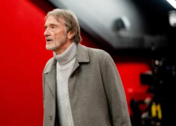 Sir Jim Ratcliffe chỉ ra 5 cầu thủ MU được trả lương quá cao