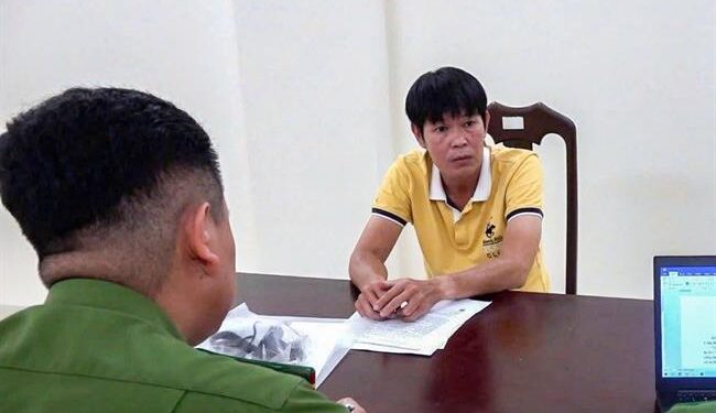 HLV trẻ Khánh Hòa bị bắt vì chiếm đoạt tiền của vận động viên