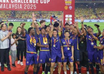 FIFA nhắc tên 1 tuyển thủ Việt Nam sau trận thắng MU