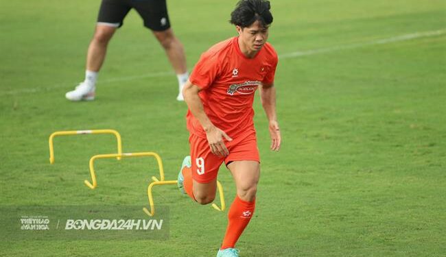 Công Phượng tiết lộ cuộc trao đổi với HLV Kim Sang Sik