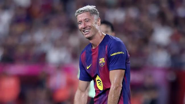 Robert Lewandowski được khuyên rời Barca để đến Saudi Arabia