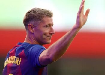 Lewandowski chấp nhận giảm số phút thi đấu tại Barcelona mùa này